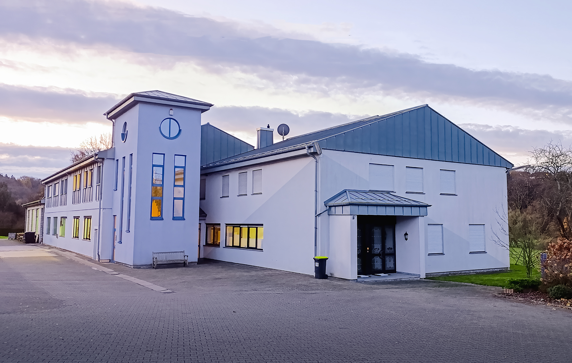 Der Werksverkauf der AMBatt GmbH in der Tholeyer Straße 32 in Nonnweiler-Primstal